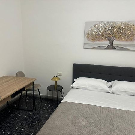 Larisa Home Apartment Рим Екстериор снимка