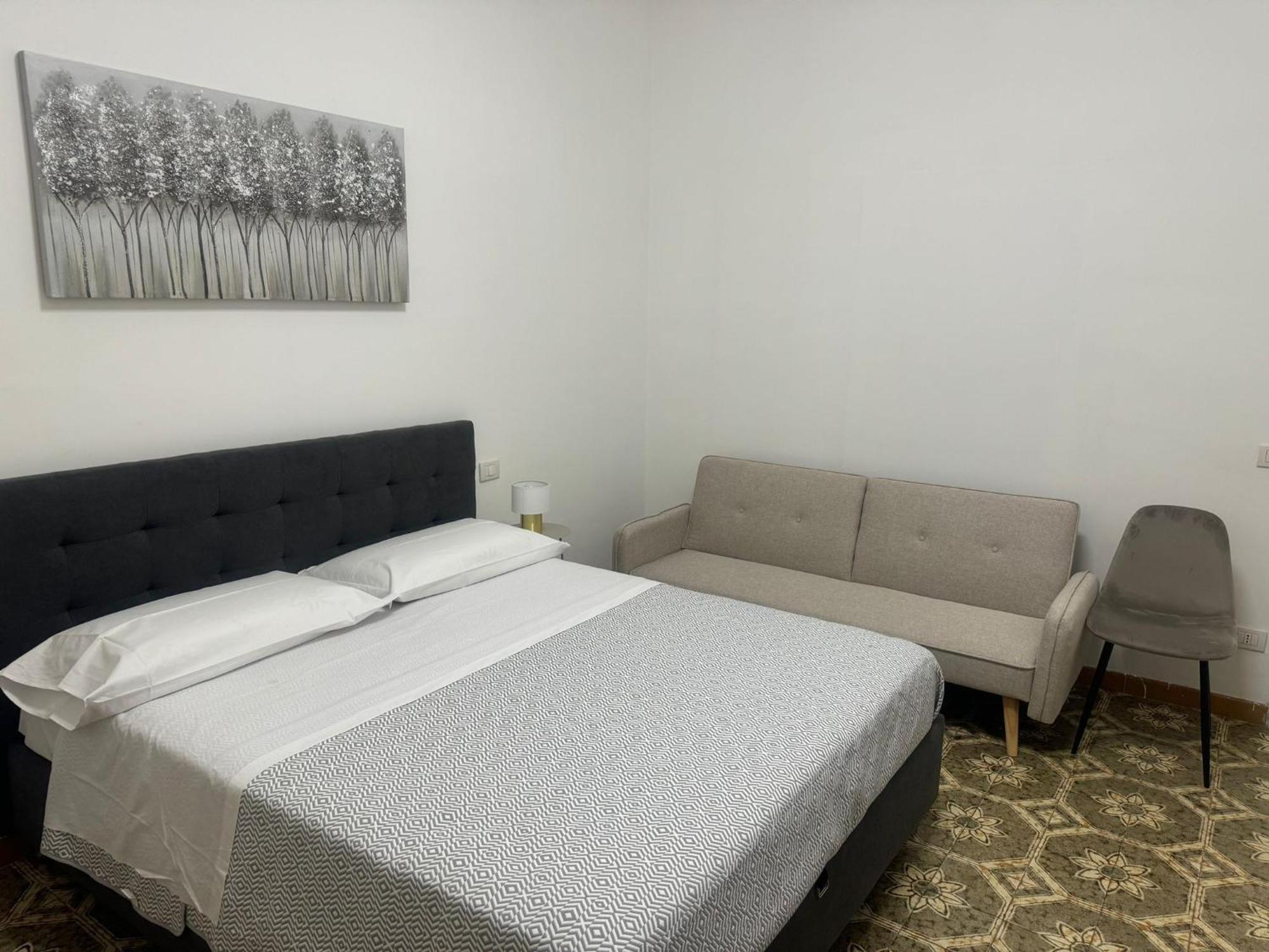 Larisa Home Apartment Рим Екстериор снимка